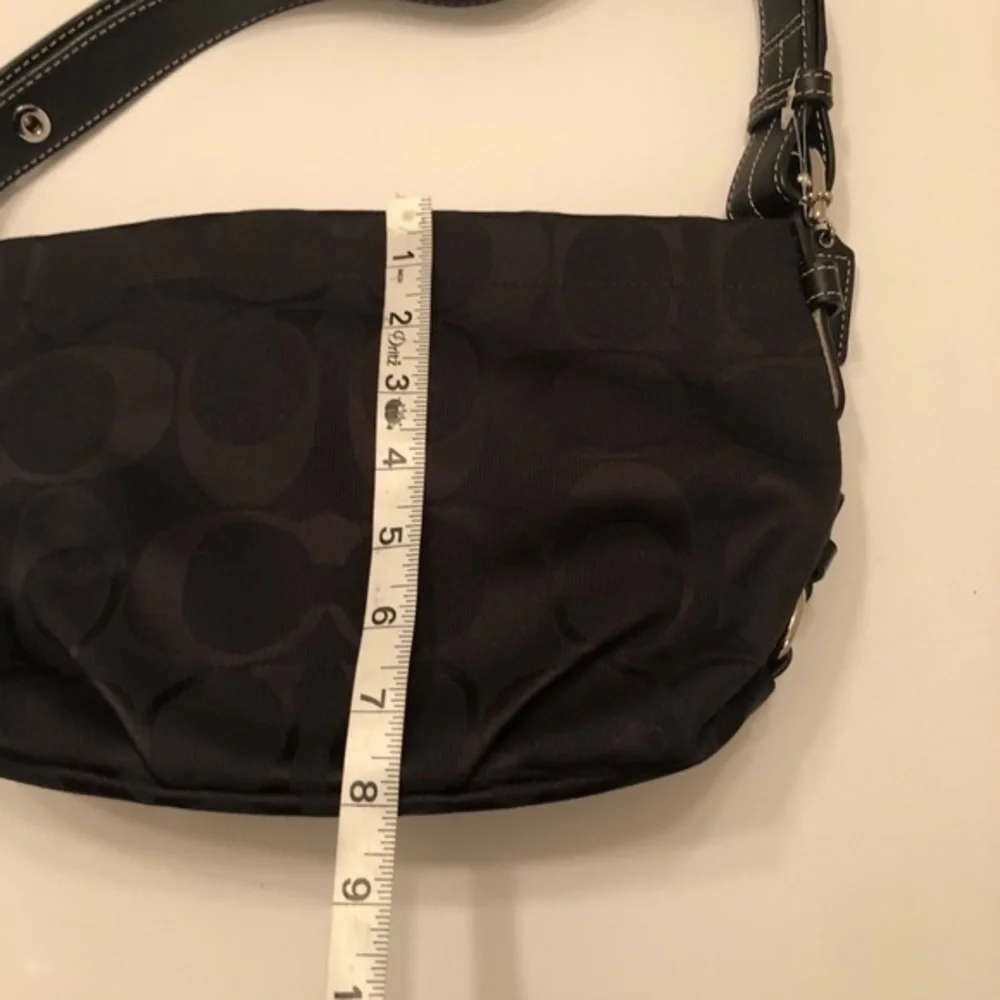 Coach vintage y2k f15068 signature jacquard black leather hobo bag